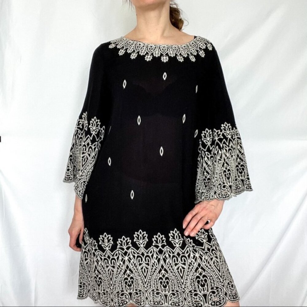 Sundance Black Dress with Intricate White Embroidered Detailing sz small